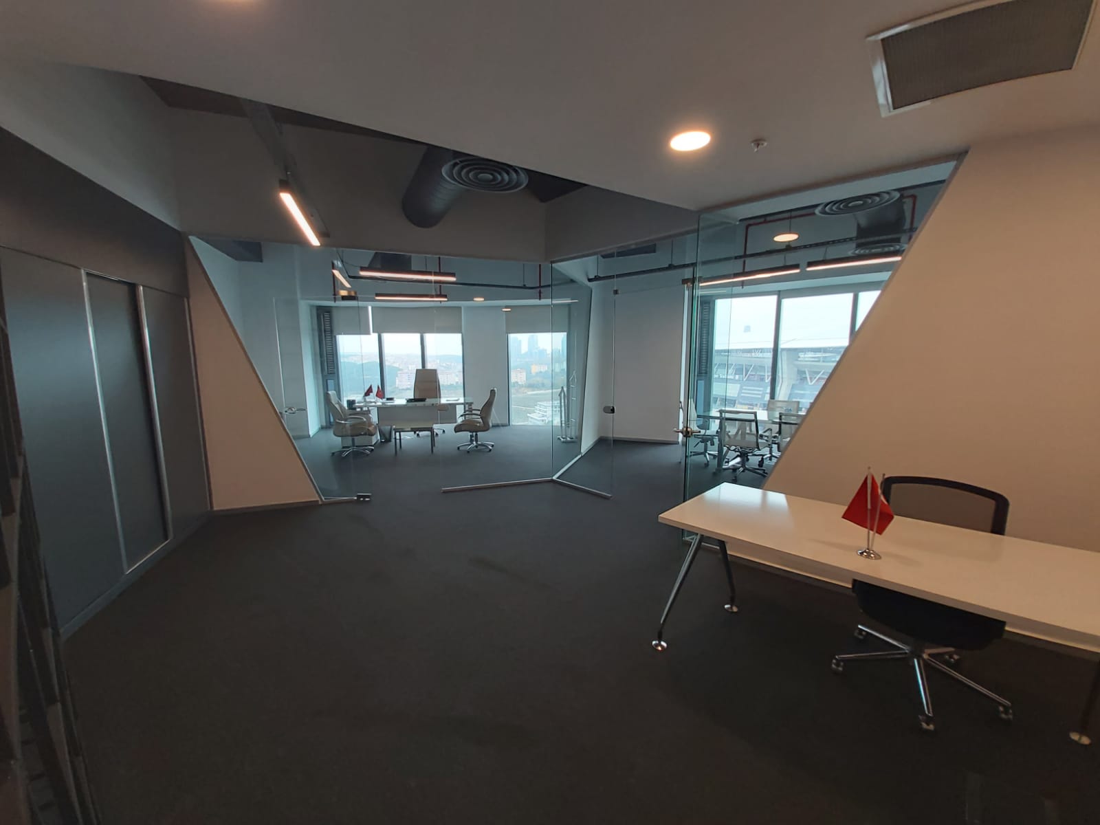 Fully Furnished Office in Levent 135 m2 | Skyland Istanbul